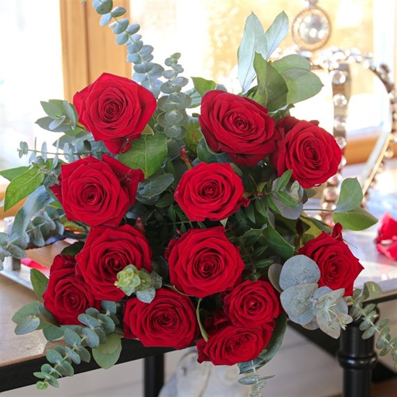 12 Long Stem Red Roses Hand Tied Valentine's Day Bouquet