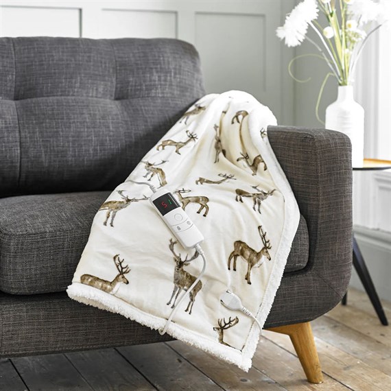 Deyongs Sterling Stag 140 x 180cm Heated Christmas Throw (41026004)