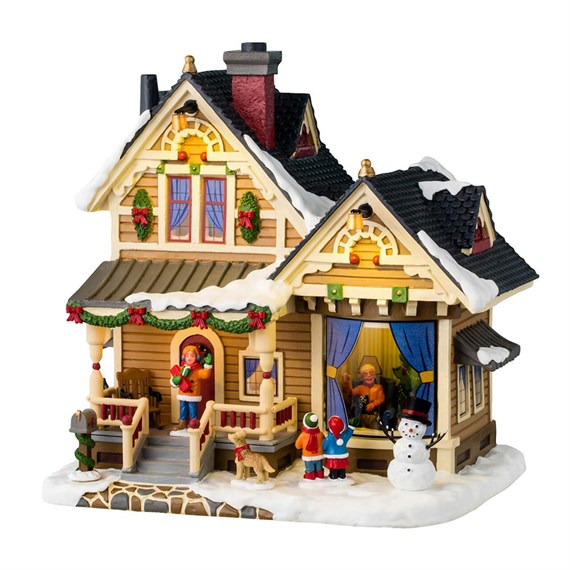 Lemax Christmas Village - Christmas Eve At Grandma's LED Building (45221)