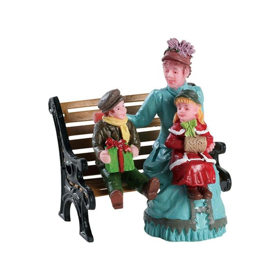 Lemax Christmas Village - Sitting Together Figurine (82606)