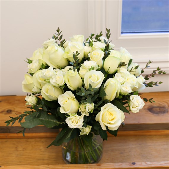 Luxury White Rose Valentine's Day Floral Hand Tied Bouquet